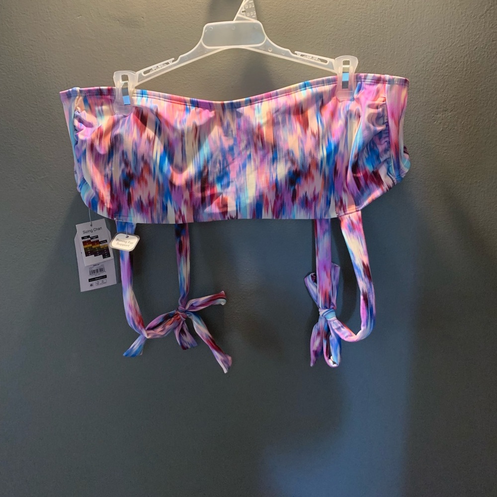 2/$20 Time & Tru. sz 16-18(XL) swimsuit top multi color NWT
